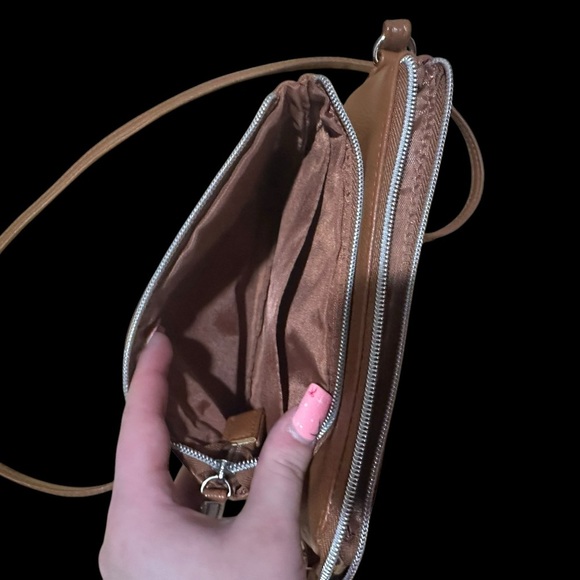 Safe Keeper crossbody purse - Picture 8 of 10